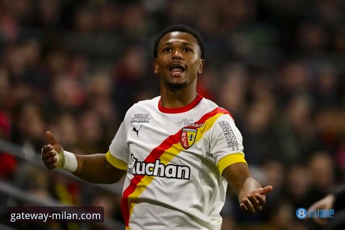 如何通过米兰官网探寻红黑军团的传奇球星足迹？